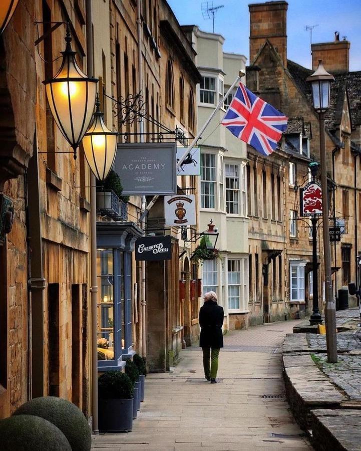 Cotswold Chic Retreats "Jacinabox" Central Chipping Campden-Parking-Garden エクステリア 写真