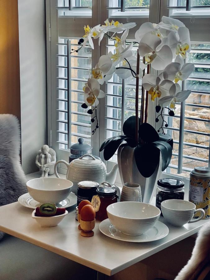 Cotswold Chic Retreats "Jacinabox" Central Chipping Campden-Parking-Garden エクステリア 写真