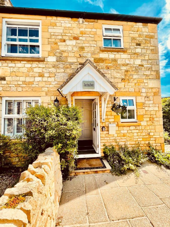 Cotswold Chic Retreats "Jacinabox" Central Chipping Campden-Parking-Garden エクステリア 写真